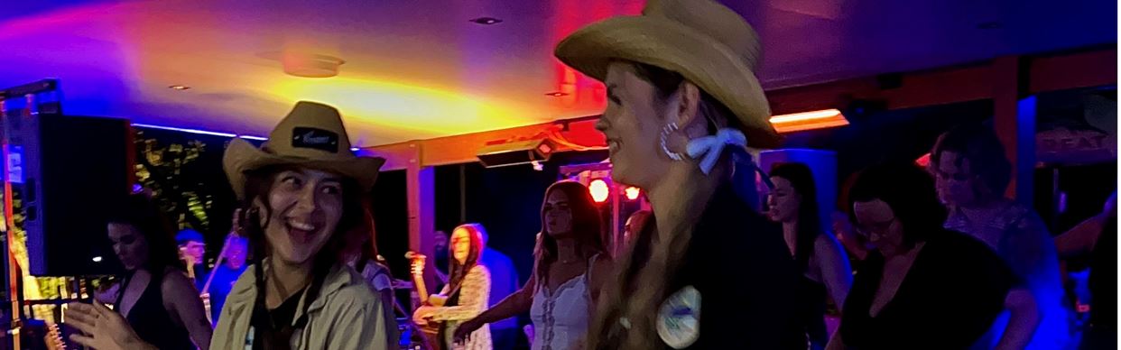 After Dark Country Karaoke – Riverview Hotel
