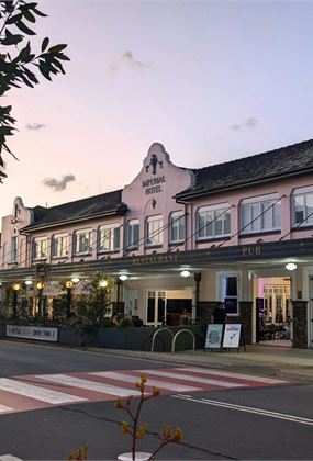 Imperial Hotel – Friday After Dark | Music, Trivia, Food & Drinks